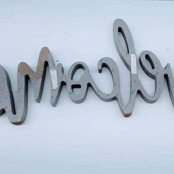 Sign - Picture 5 of 9